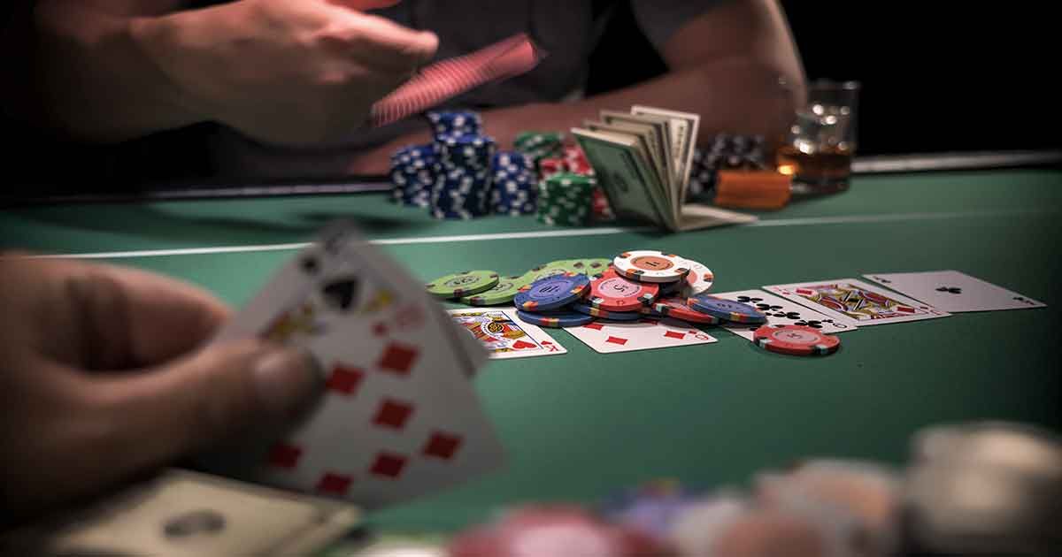 Cách chơi Poker online: Chơi mọi lúc mọi nơi cực dễ dàng